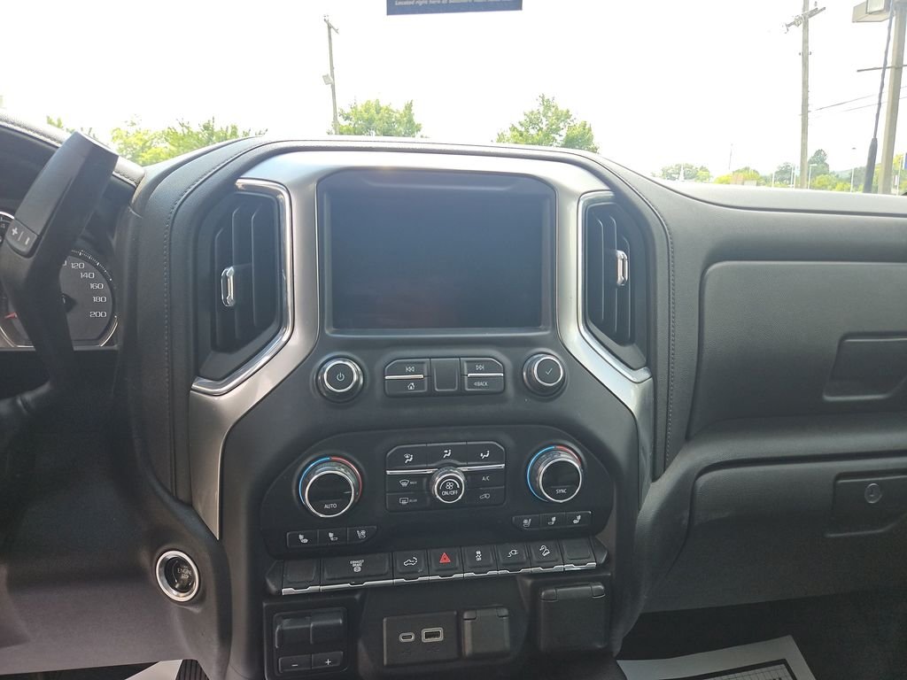 Used 2020 Black Chevrolet LTZ image 19