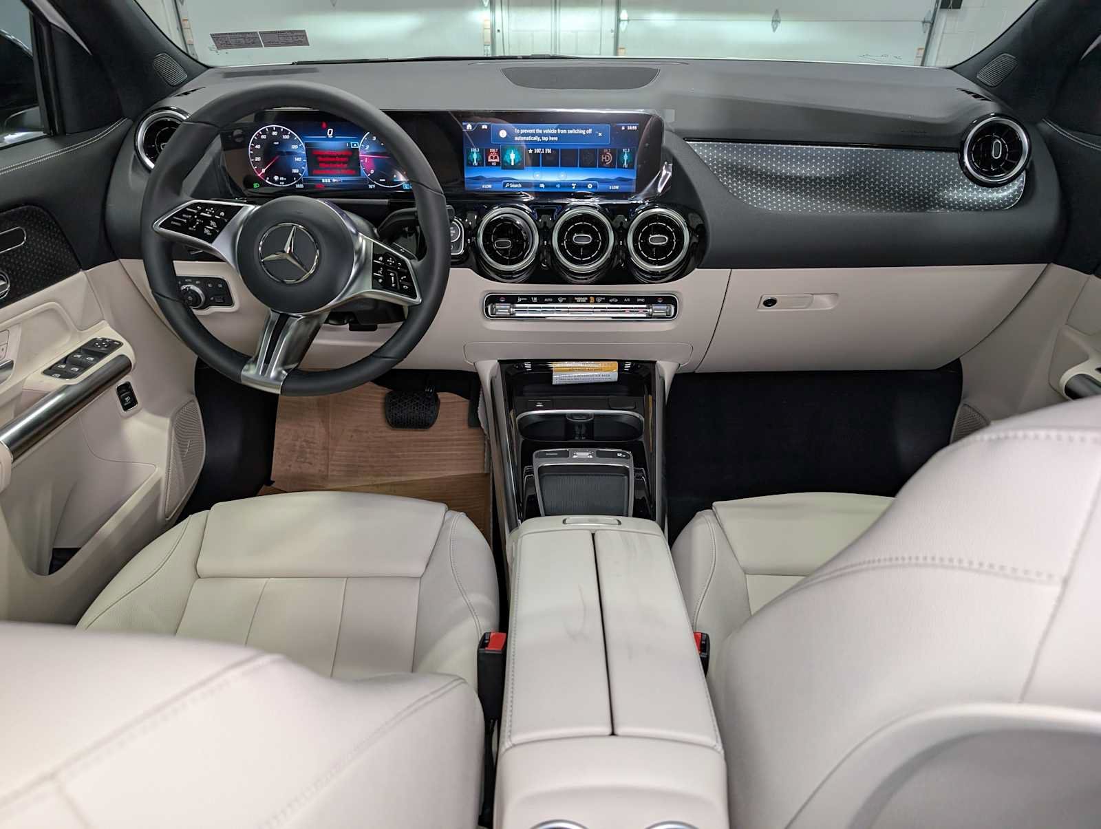 New 2026 Polar White Mercedes-Benz GLA 250 image 12