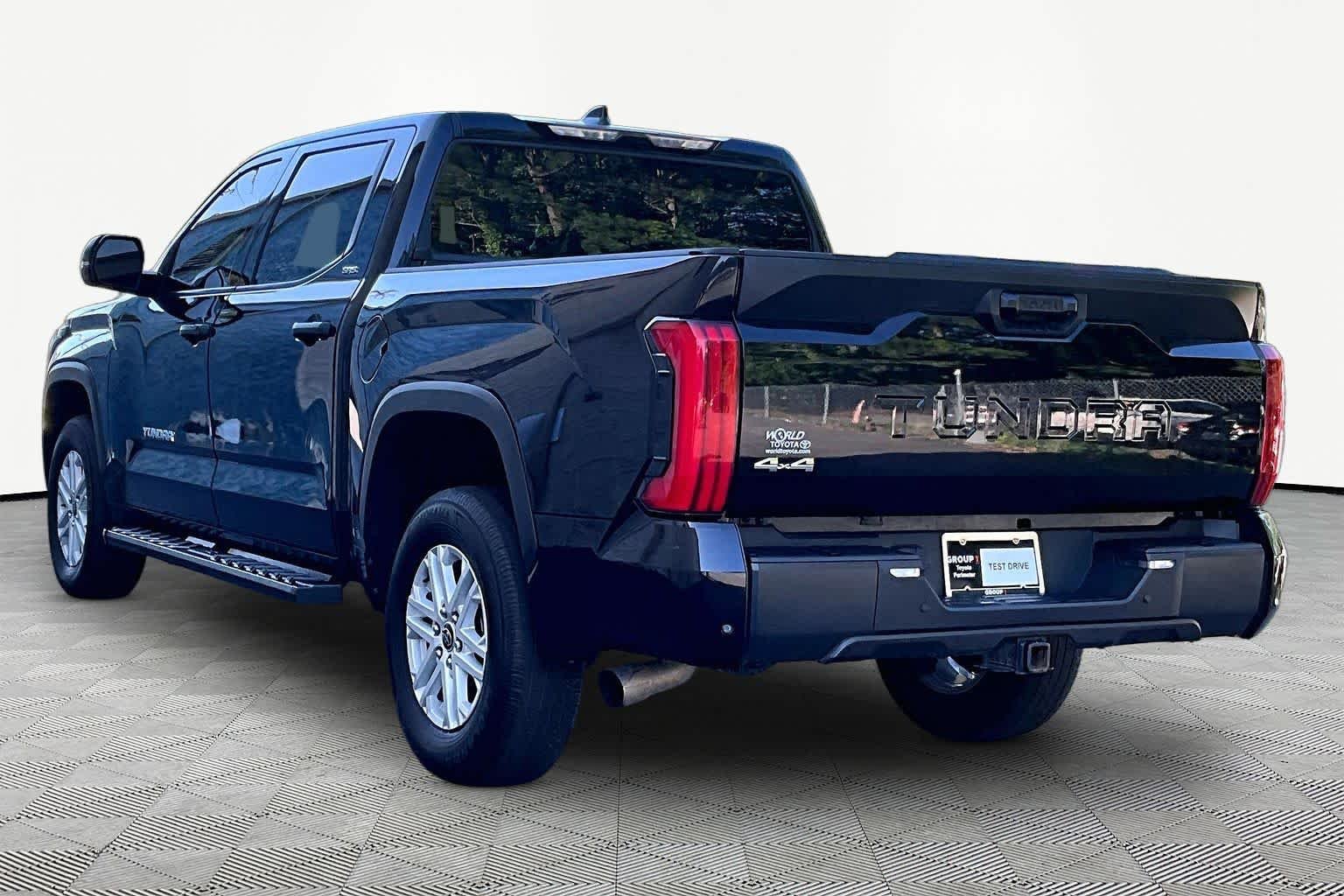 Used 2023 Midnight Black Metallic Toyota SR5 image 12