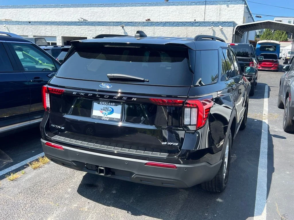New 2026 Agate Black Metallic Ford Active image 6