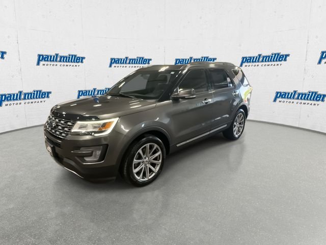 Used 2017 Gray Ford Limited image 5