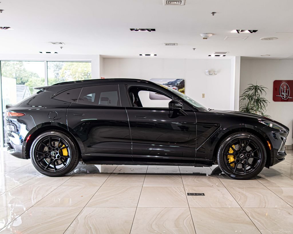Used 2021 Black Aston Martin Base image 9