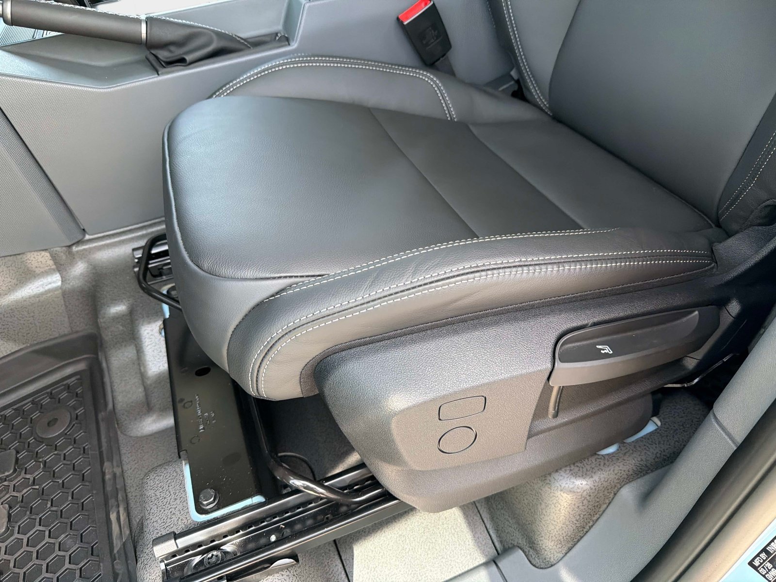New 2026 Eldoret Blue INEOS Fieldmaster Edition image 17