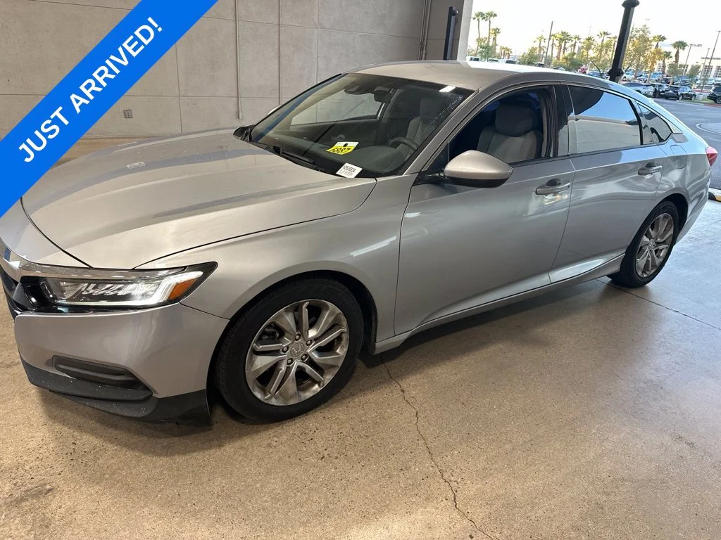 Used 2019  Honda LX image 1