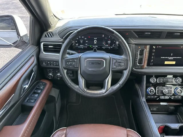 Used 2023 WHITE FROST TRICOAT GMC Denali Ultimate image 12