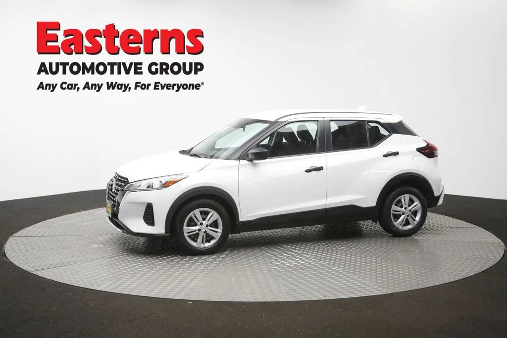 Used 2024 White Nissan S image 57