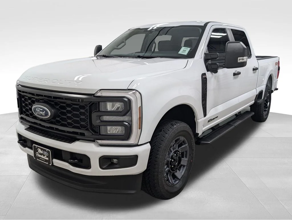 New 2026 Oxford White Ford F-250® XL image 4