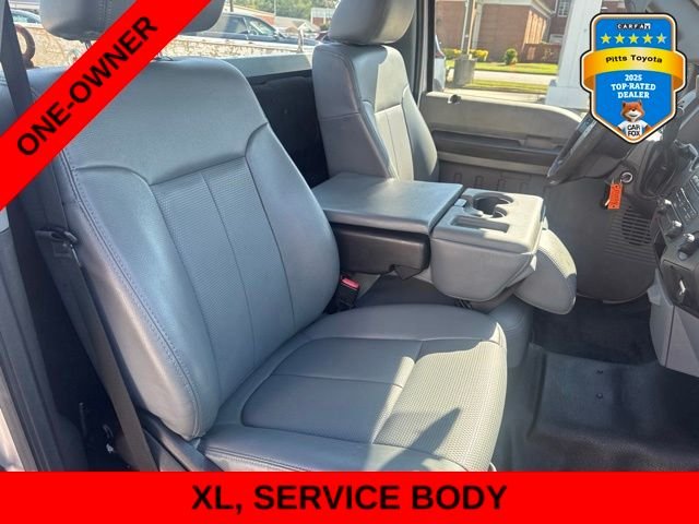 Used 2016 Silver Ford XL image 12