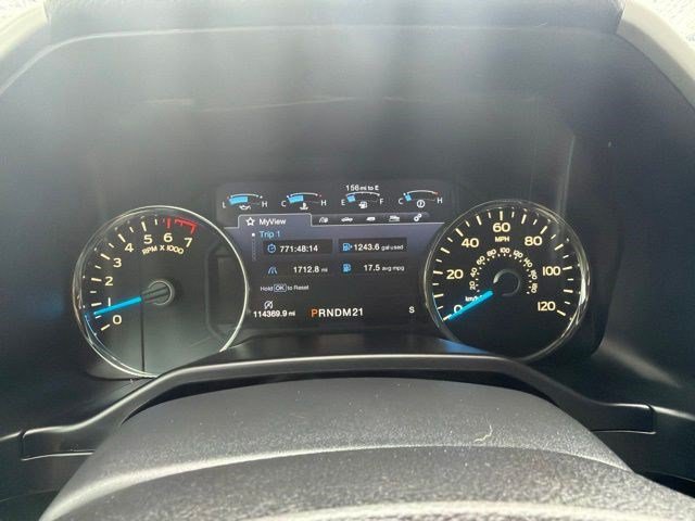 Used 2015 Ingot Silver Metallic Ford Lariat image 25