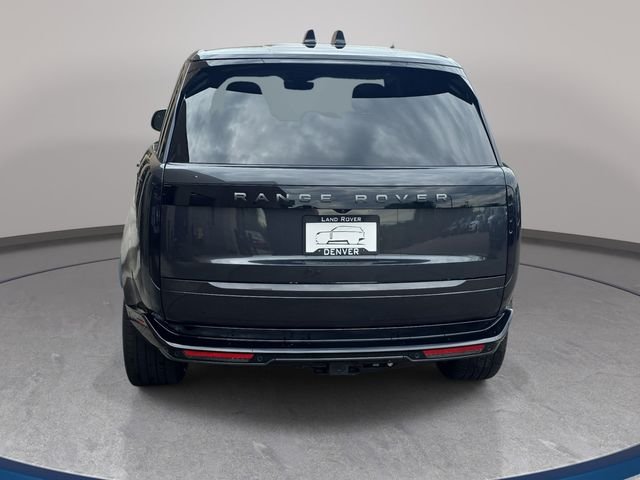 New 2026 Carpathian Grey Land Rover SE image 6