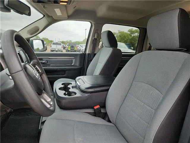 Used 2023 White RAM SLT 4x4 Crew Cab 5.6 ft. box 140 in. WB image 13