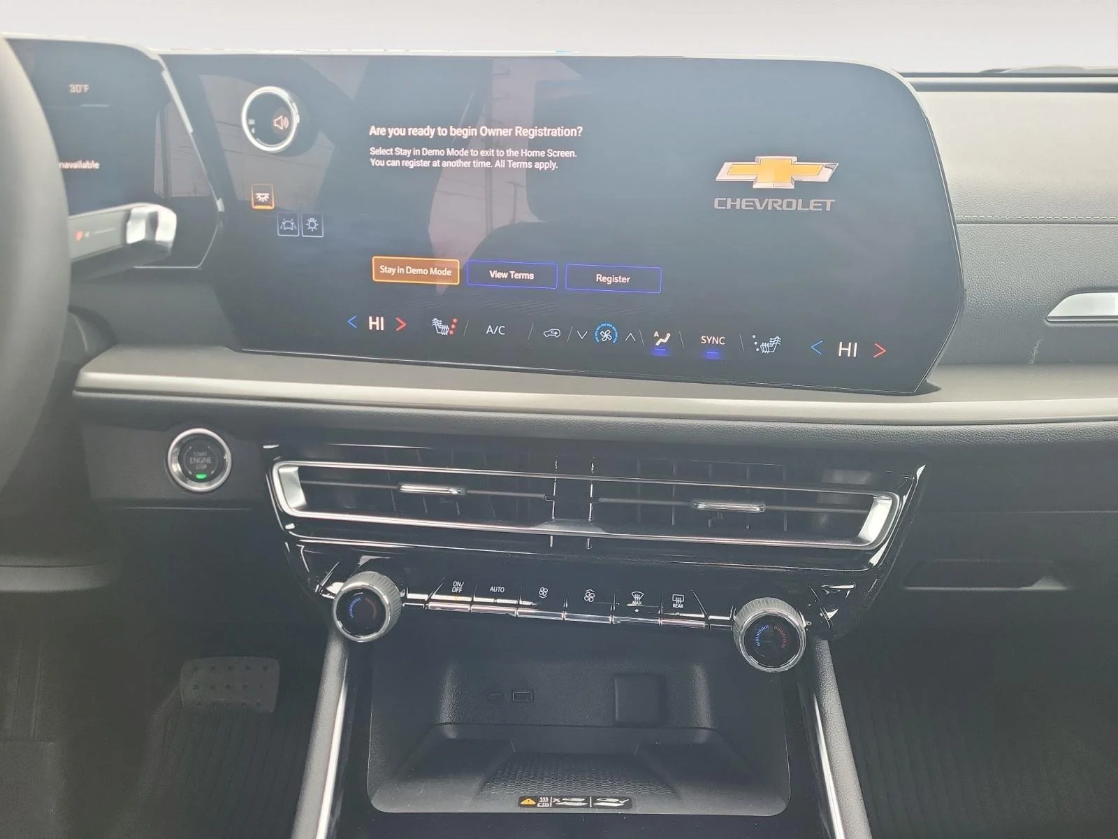2026 Chevrolet Traverse LT - Photo 14