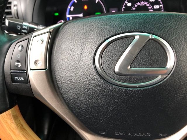 Used 2015 Gray Pearl Lexus 450h image 26