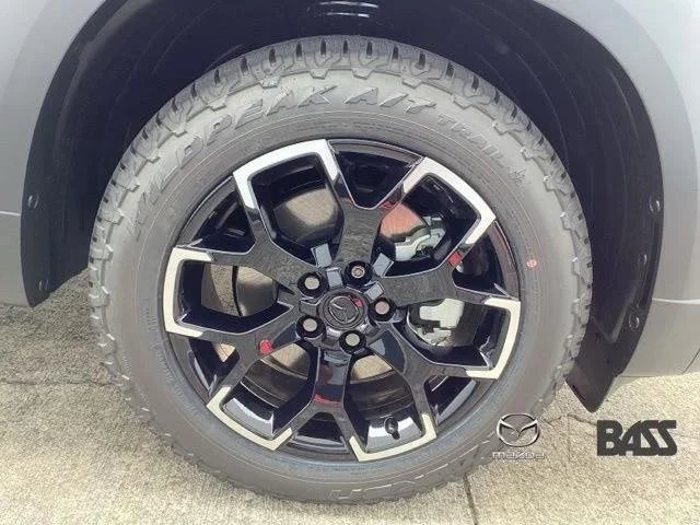 New 2026 Jet Black Mica Mazda 2.5 Turbo Meridian Edition AWD image 10
