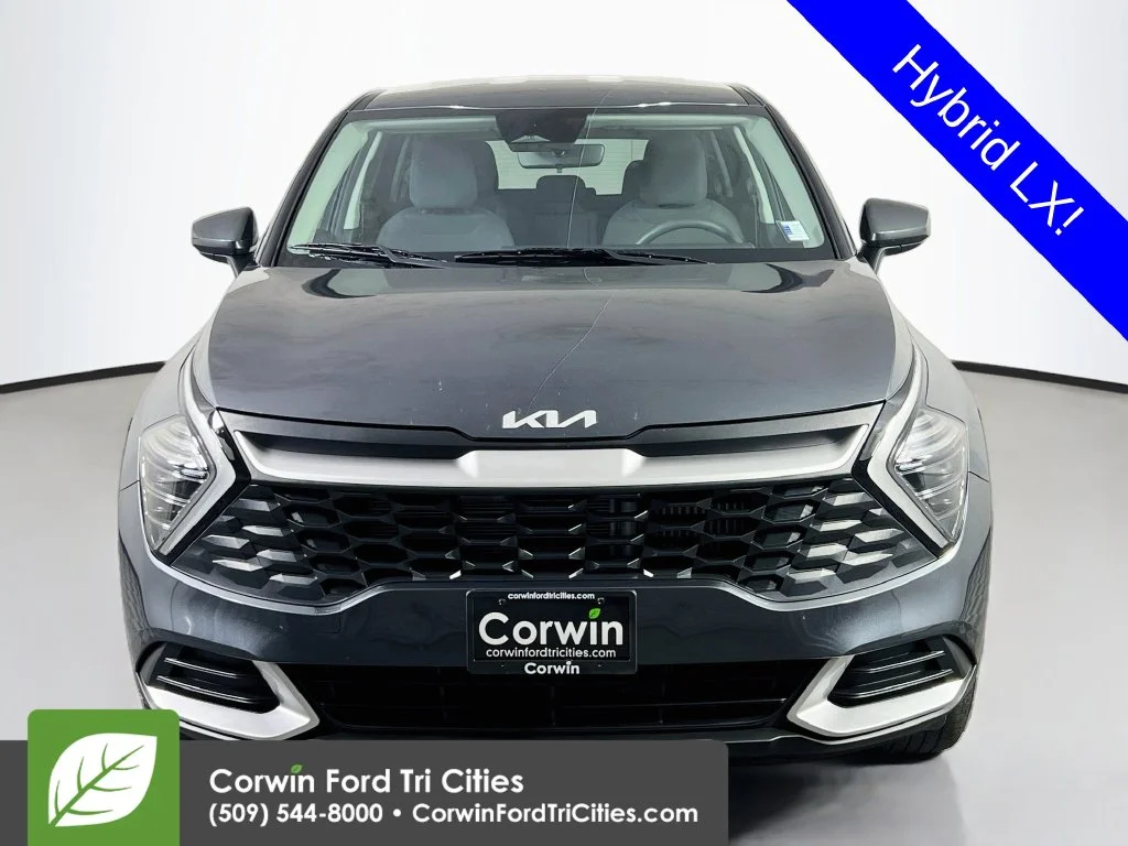 Used 2024 Gravity Gray Kia LX image 3