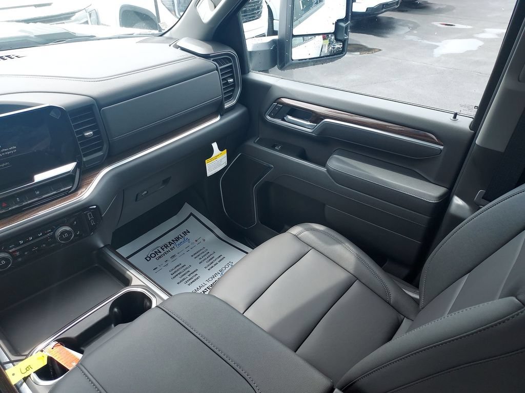 2026 Chevrolet Silverado 2500 HD LT - Photo 11