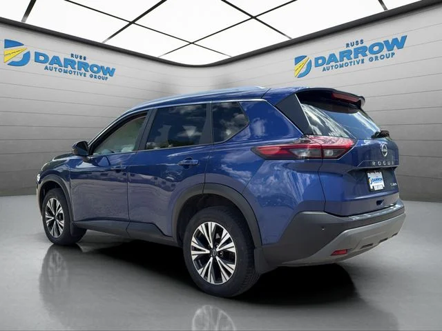 Used 2022 Blue Nissan SV image 3