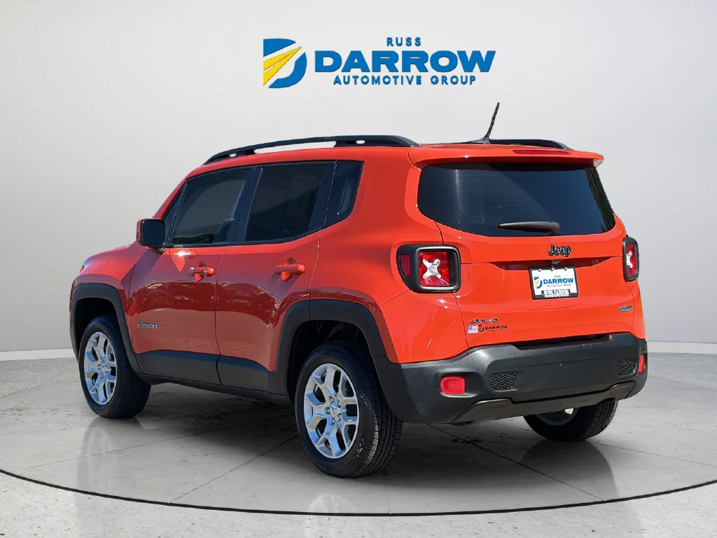 Used 2016 Orange Jeep Latitude image 3