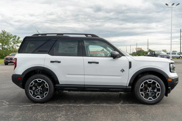 New 2026 White Ford Outer Banks image 5