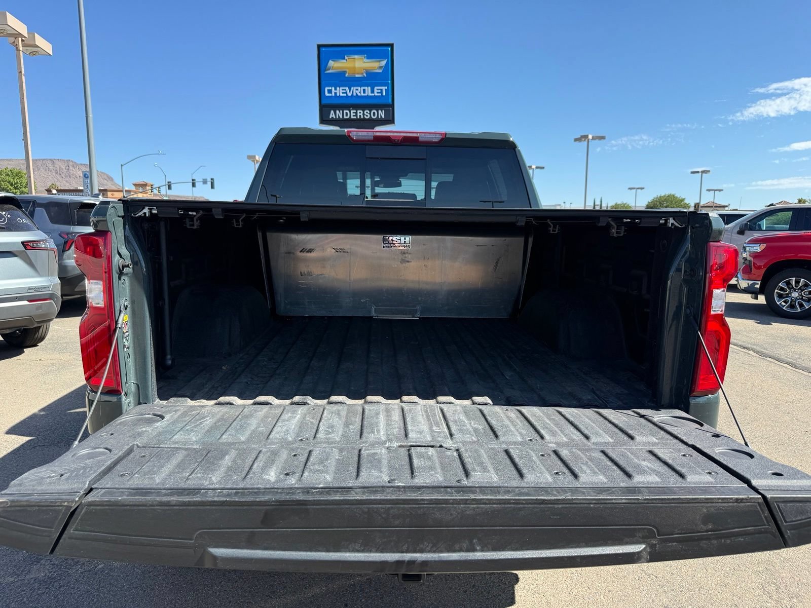 2025 Chevrolet Silverado 1500 ZR2 - Photo 49