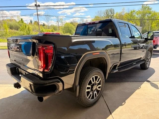 2022 GMC Sierra 2500HD AT4 - Photo 7