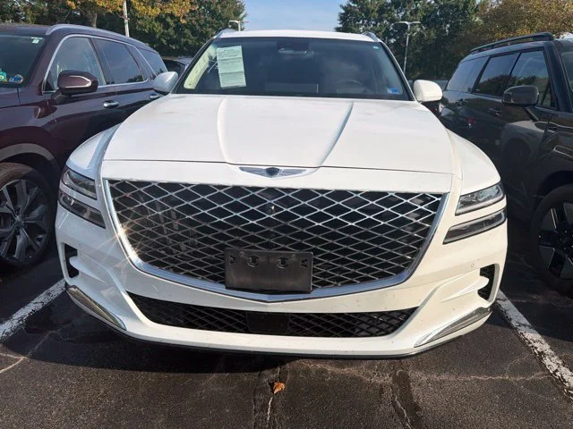 Used 2021 White Genesis 3.5T image 4