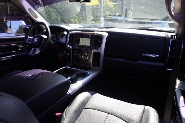Used 2018 Black Ram Laramie image 34