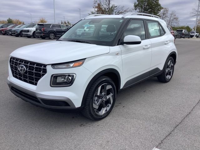 New 2026 Lunar Hyundai SEL image 2