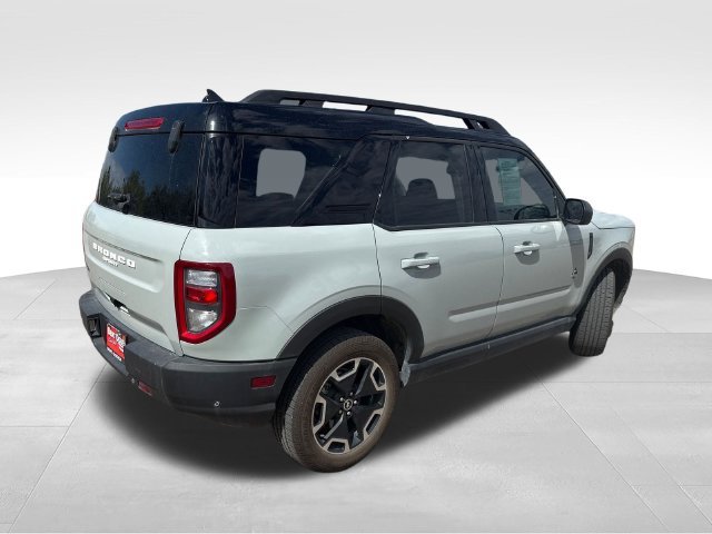 Used 2022 Green Ford Outer Banks image 7