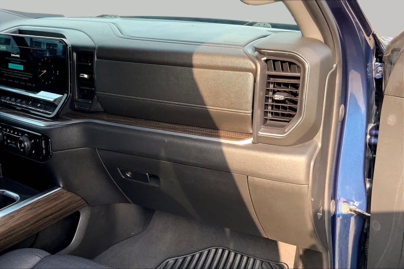 Used 2023 Northsky Blue Metallic Chevrolet RST image 18