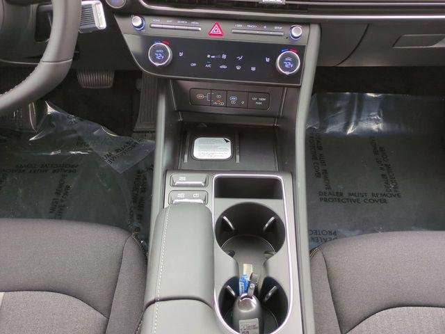 New 2026 Silver Hyundai SEL Sport image 18