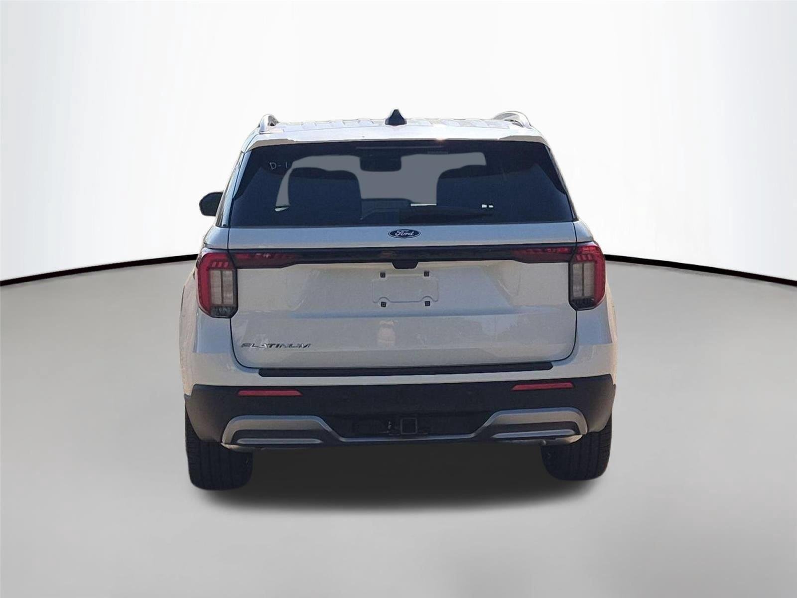 New 2027 Star White Metallic Tri-Coat Ford Platinum™ image 4