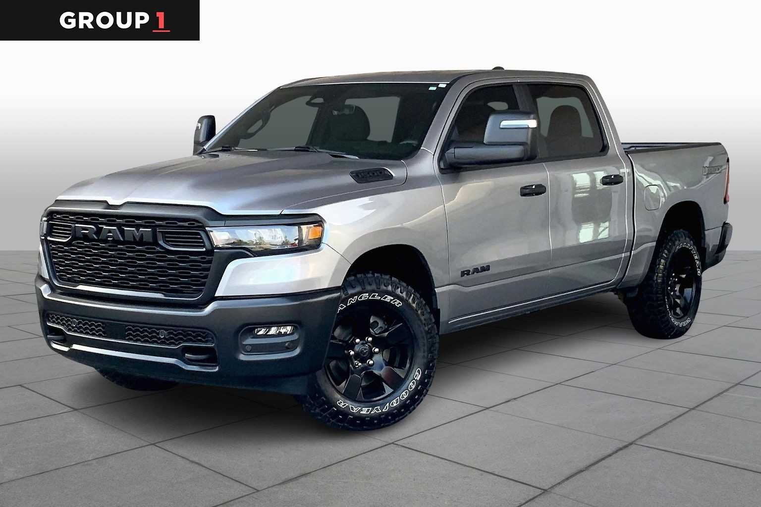 2025 RAM 1500 Warlock 4x4 Crew Cab 5'7's photo
