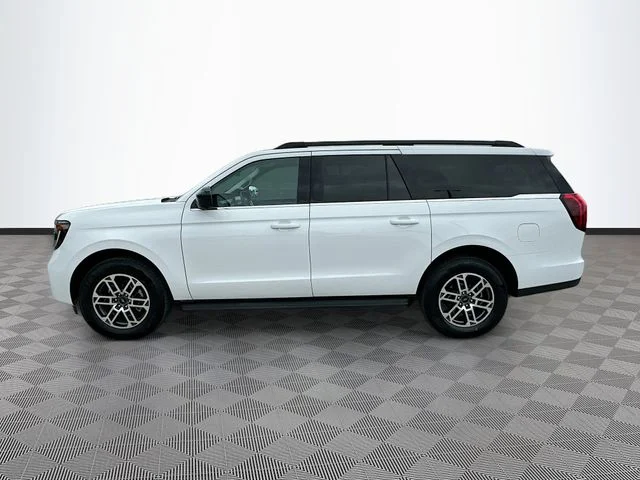 New 2026 Oxford White Ford Active image 3