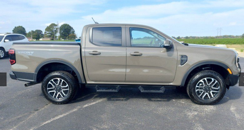 Used 2025 Gray Ford Lariat image 1
