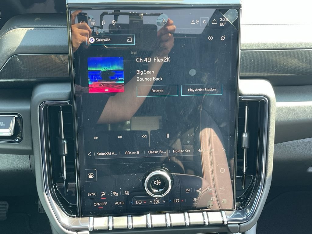 2026 GMC Yukon XL AT4 - Photo 13
