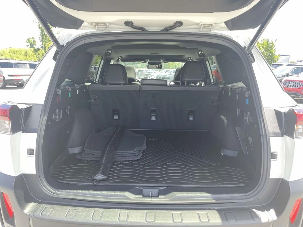 2026 Subaru Outback Limited - Photo 33