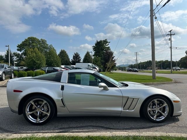 Used 2013 Silver Chevrolet Grand Sport image 5