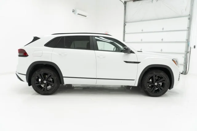 2026 Volkswagen Atlas Cross Sport SEL R-LINE - Photo 6