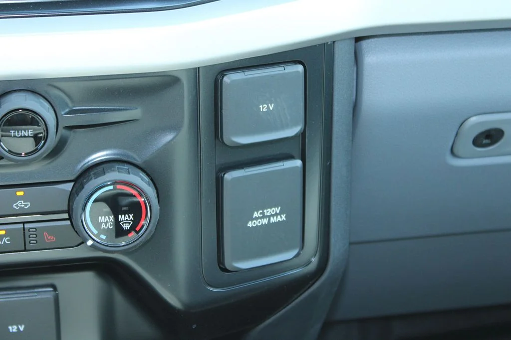 New 2026 Carbonized Gray Metallic Ford F-250® XLT image 33