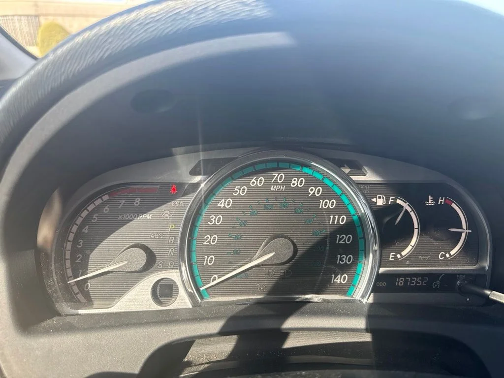 Used 2009 Red Toyota Base image 18