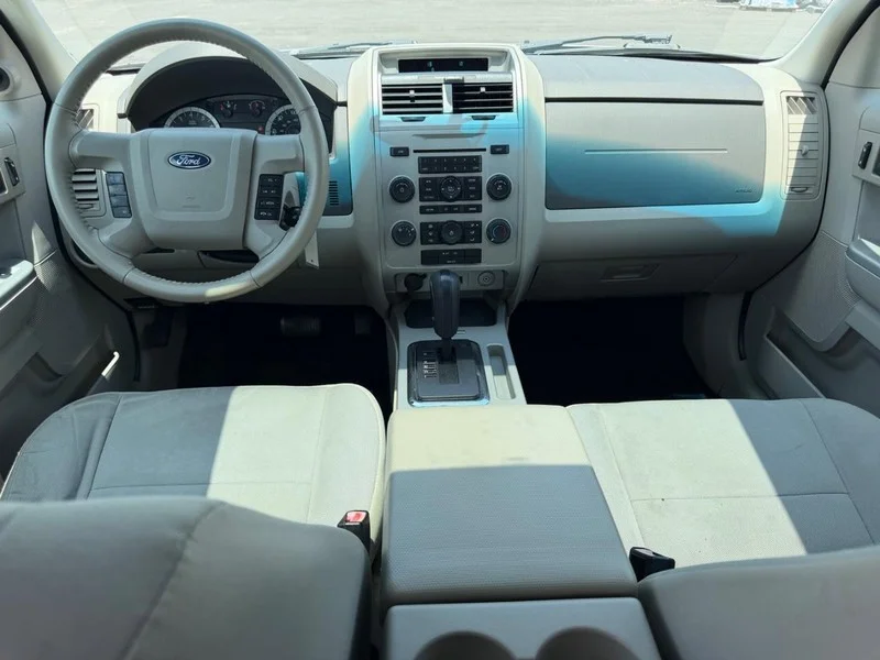 Used 2012 Ingot Silver Metallic Ford XLT image 11