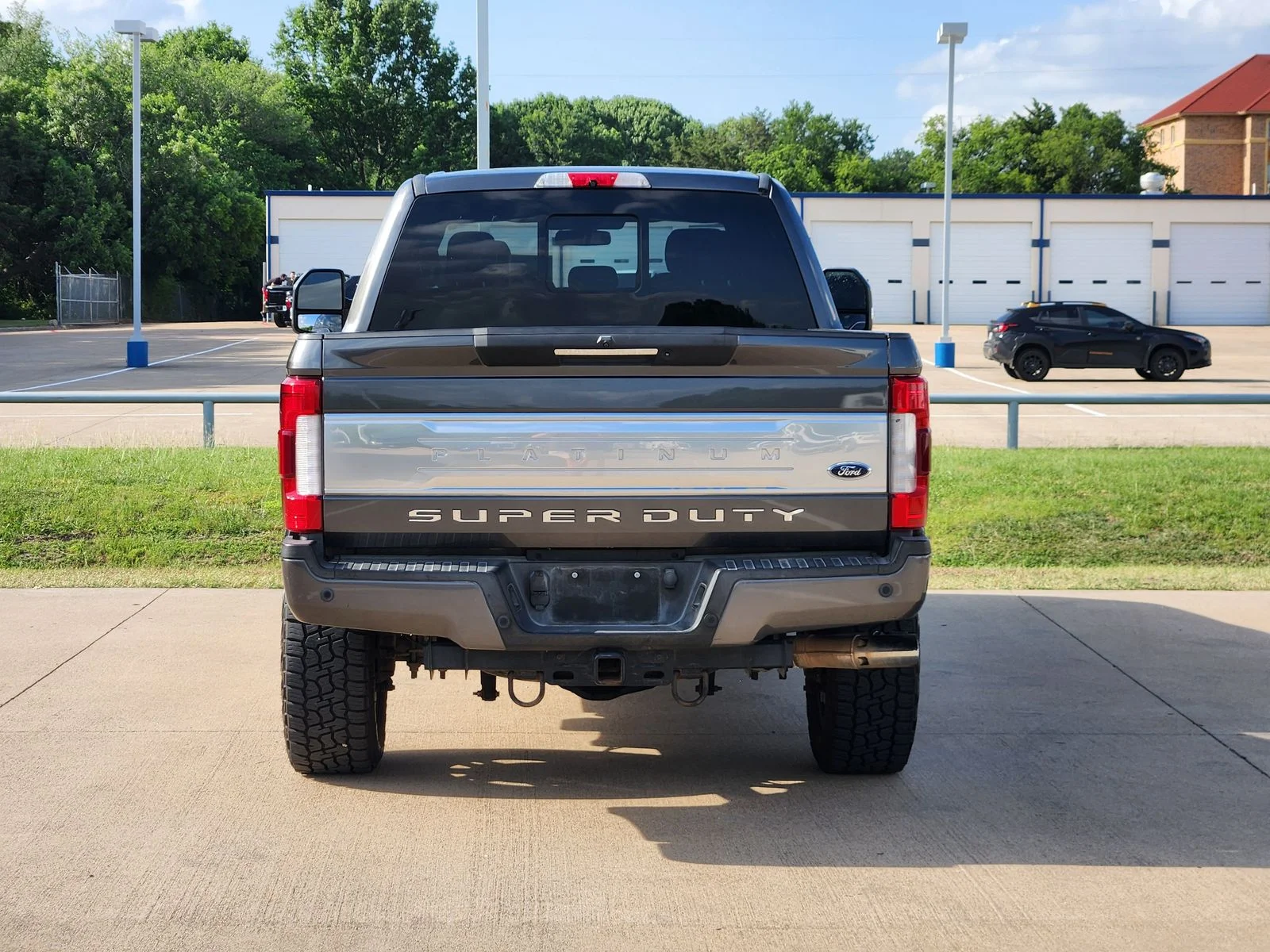 Used 2019 Gray Ford Platinum image 5