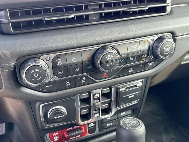 New 2026 Reign Exterior Paint Jeep  image 18