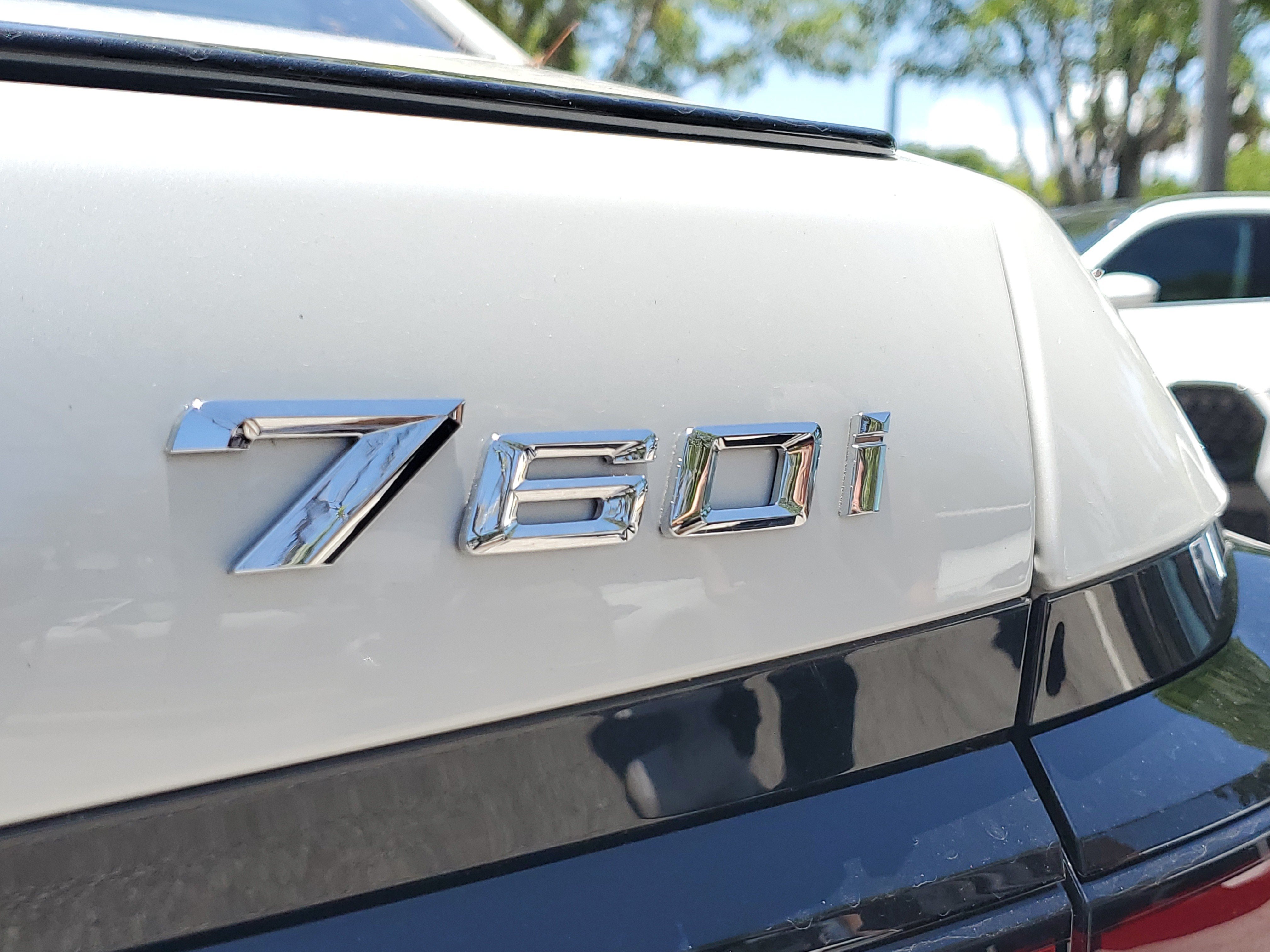 New 2026 Mineral White Metallic BMW 760i xDrive image 6