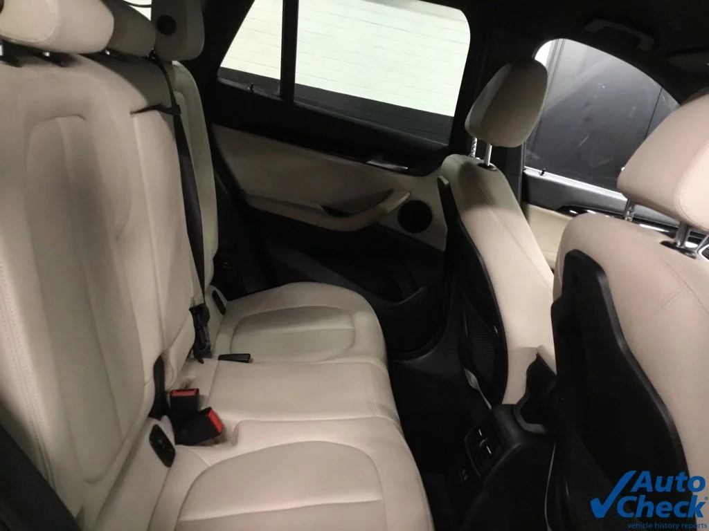 Used 2019 Gray BMW xDrive28i image 33