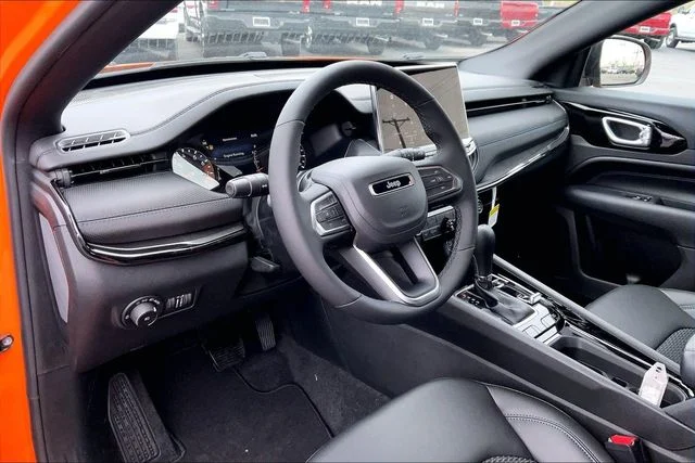 New 2026 Joose Exterior Paint Jeep Latitude image 6