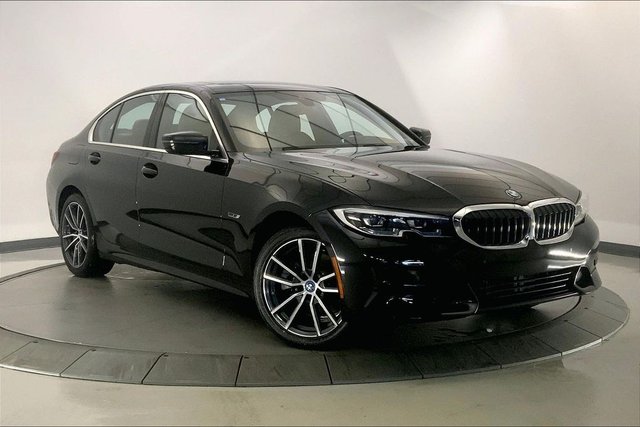 2022 BMW 3 Series 330e xDrive Sedan 