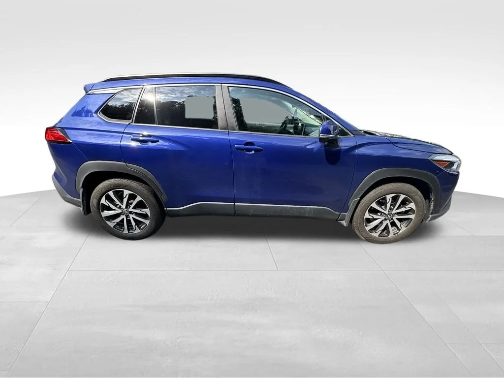 Used 2024 Blue Toyota XLE image 7