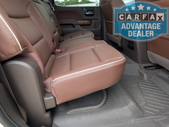 Used 2018 IRIDESCENT PEARL TRICOAT Chevrolet High Country image 25